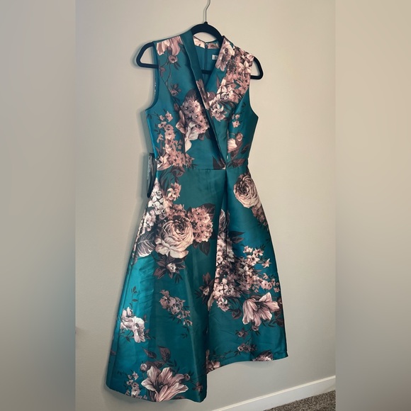 🌸Brand New With Tags - The Waverly Tea Length Kay Unger Dress in Size 6! 🌸 - Picture 11 of 11